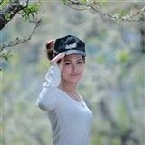 黄逸尘s