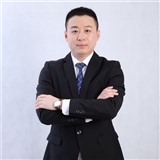 皇甫穆羽